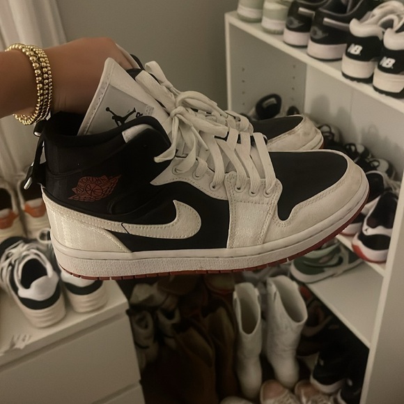 Jordan 1 mid - Picture 2 of 2